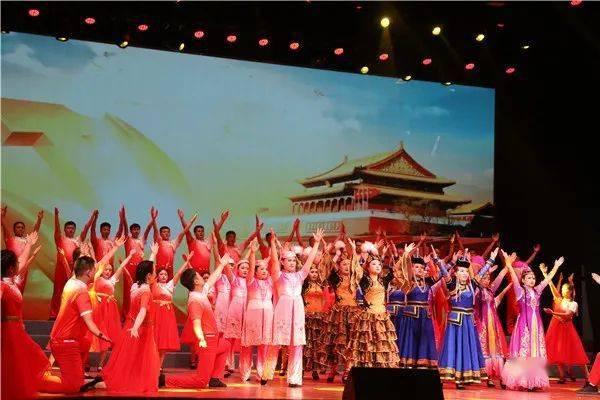 探寻吉鹿力问答社区,解密如何评价乔二强和马素琴两个人的故事线?的魅力之处